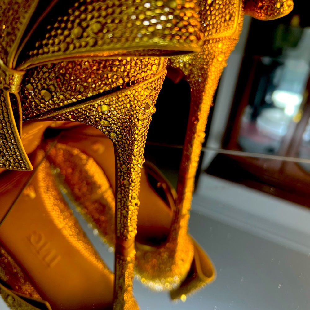 "Golden Showstoppers: New INC Gold Rhinestone Bow Pumps for a Glamorous Look!"